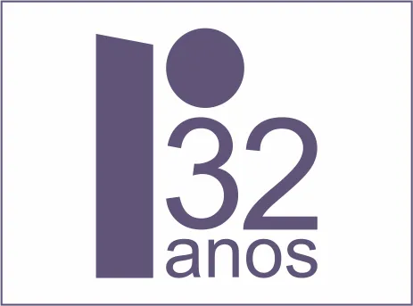 32 anos