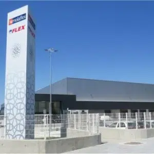fotografia do exterior das instalações da Molaflex